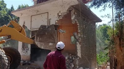 إزالة 49 حالة تعدٍ على أراضي أملاك دولة وري بأسيوط