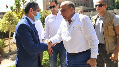 وزير قطاع الأعمال: تطوير غزل المحلة لا ينافس القطاع الخاص وإنما يدعم التصنيع المحلي