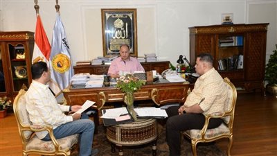 محافظ أسيوط يتابع الموقف التنفيذي لمشروعات المبادرة الرئاسية 