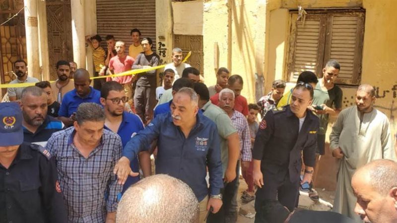 هبوط أرضي مفاجئ بميدان