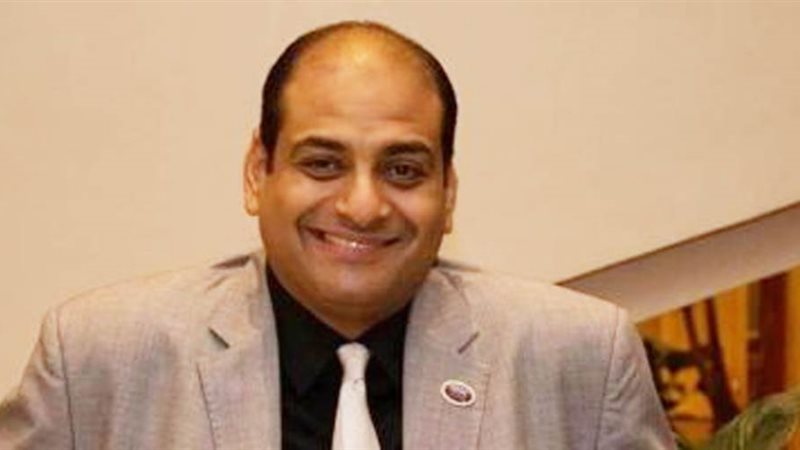 الدكتور يوسف حمزة