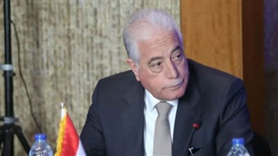 محافظ جنوب سيناء ورئيس المصرية للمطارات يتفقدان تطبيق الهوية البصرية بمطار شرم الشيخ الدولي