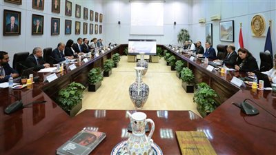 وزير السياحة والآثار يترأس أول اجتماع لهيئة التنشيط السياحي بعد توليه مهام منصبه