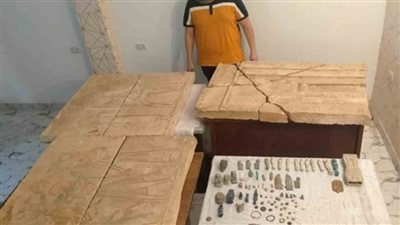 ضبط 79 قطعة أثرية بحوزة شخص بالجيزة بقصد الاتجار