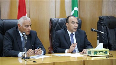 نائب محافظ المنيا توفيق أوضاع 459 مشروعًا جديدًا وإصدار شهادة التصنيف والمزايا لـ 1534 آخر