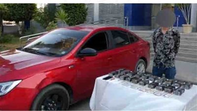 ضبط 10 كيلوجرامات من مخدر الحشيش بحوزة شخص بالقاهرة بقصد الاتجار