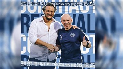 بيراميدز يجدد تعاقد المدير الفني تاكيس جونياس 3 مواسم