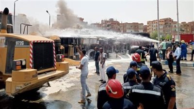 محافظ السويس يوجه بتشكيل لجنة لمتابعة آثار حريق سيارة المواد البترولية