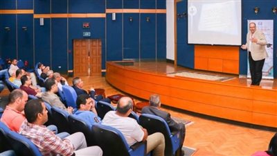ميناء دمياط ينظم لقاء تعريفيا بالبرامج الخاصة بالدراسات العليا