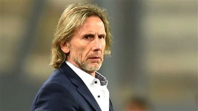 مدرب بيرو يقترب من الأهلي.. من هو ريكاردو جاريكا؟