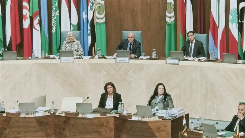 صورة من الاجتماع