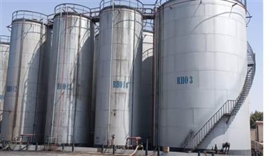 ضبط مصنع لتعبئة وتكرير الزيوت يستخدم خامات مجهولة