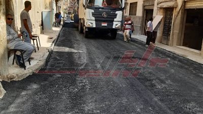 توسعة طرق ورصفها في مدينتي كفر الشيخ والرياض