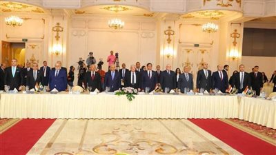 بدء حفل حزب حماة الوطن لتكريم أوائل المرحلة الثانوية بحضور وزير التعليم