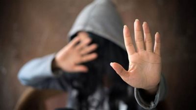 بتهمة هتك العرض.. جنايات الإسكندرية تقضي بسجن متهم 3 سنوات 