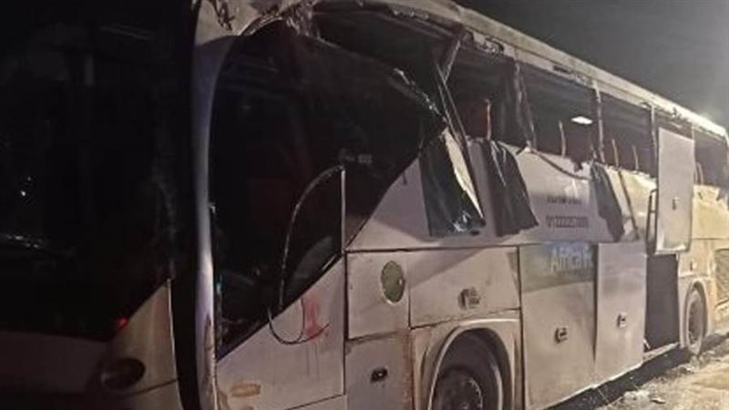 انقلاب أتوبيس بطريق