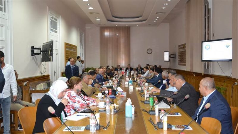 اجتماع لجنة القطاع