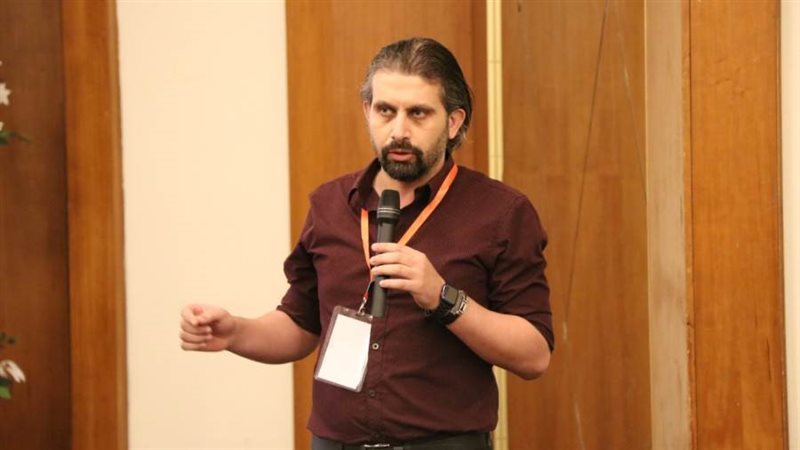 أحمد علي مقرر اللجنة