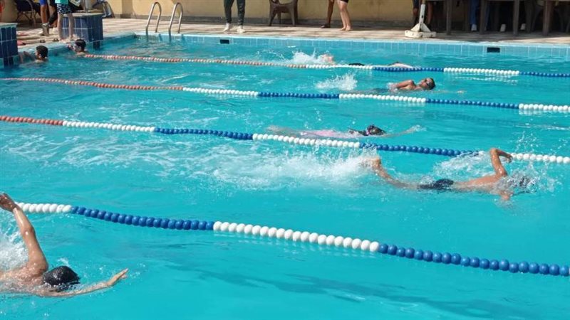 اختبارات نجوم السباحة