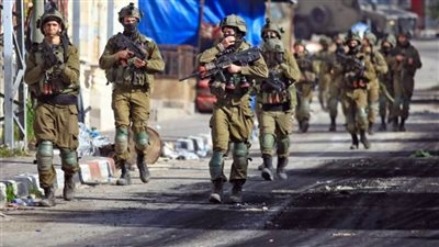 الاحتلال الإسرائيلي يقتحم منطقتين بالقدس ويعتقل صحفية