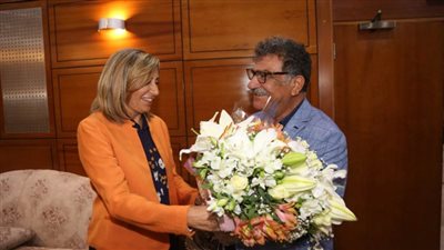 لفتة كريمة.. للاحتفاء بالقيمة