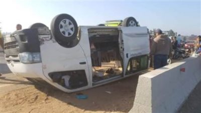 مصرع وإصابة 5 أشخاص في حادث انقلاب سيارة ملاكي بسوهاج