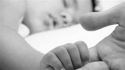 تركت ابنها لدى الجيران ورفضت إرضاعه.. حكم قضائي بضم حضانته للزوج لعدم صلاحية الزوجة