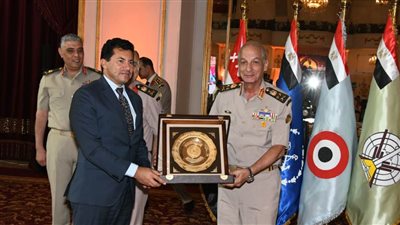 وزير الدفاع يشهد مراسم تكريم أبطال القوات المسلحة المحققين لإنجازات رياضية
