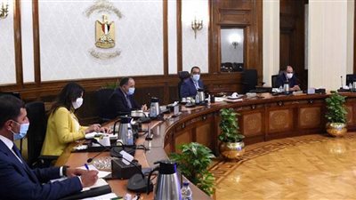 رئيس الوزراء يبحث آليات تحفيز المشروعات الصناعية وأنشطة اقتصادية محددة