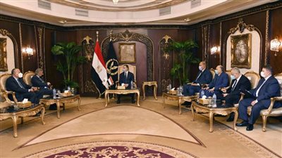 وزير الداخلية يستقبل كومان لتبادل الرؤي حول المؤتمر الثامن للمسؤولين عن حقوق الإنسان
