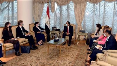 رئيس الوزراء يلتقي مدير المكتب الإقليمي للدول العربية في برنامج الأمم المتحدة الإنمائي