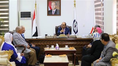 رئيس جامعة العريش يستقبل لجنة قطاع شؤون العلوم بالمجلس الأعلى للجامعات 