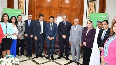 وزير الرياضة يناقش الخطة المستقبلية للاتحادين العربي والمصري للرياضة للجميع