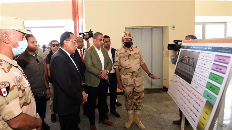 جانب من متفقد مدبولي