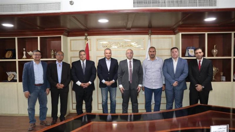 تطوير الاسواق العشوائية