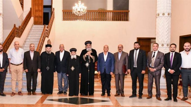 البابا تواصروس يجتمع