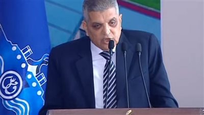 الفريق أسامة ربيع يكشف مشروعات التطوير في قناة السويس