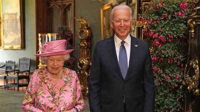 البيت الأبيض: بايدن يعرب عن تعاطفه مع الملكة إليزابيث الثانية