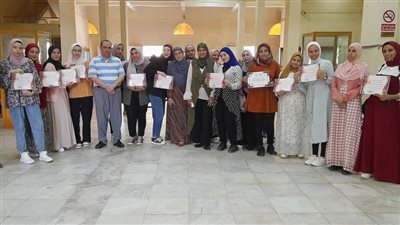 القلعي يختتم فعاليات الدورة التدريبية لطلاب آثار الوادي الجديد 