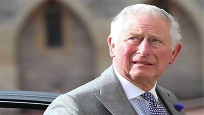 صحيفة: زوج من قوس قزح يظهر فوق قصر باكنجهام يوم وفاة الملكة وتولي تشارلز الثالث الحكم