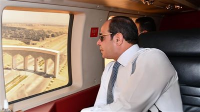 الرئيس السيسي يتفقد جواً سير العمل بالعاصمة الإدارية الجديدة