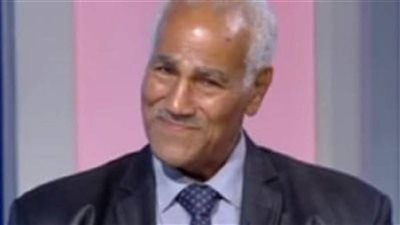 الشاعر عبد الستار سليم يستعرض فن الواو على المسرح الصغير.. الثلاثاء 