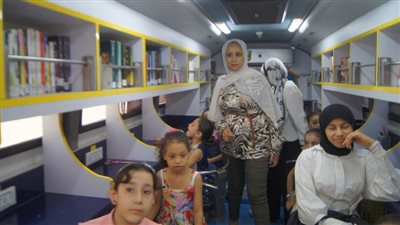 المكتبة المتنقلة تجوب مدينة رشيد بالتزامن مع احتفالات البحيرة بعيدها القومي