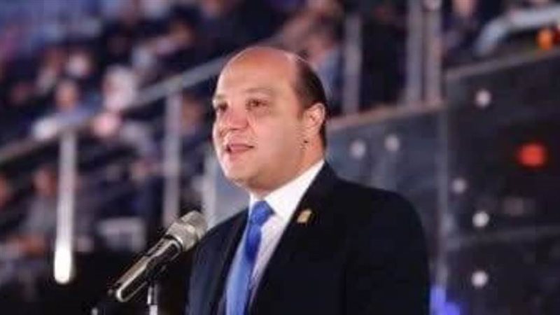 الدكتور إيهاب أمين