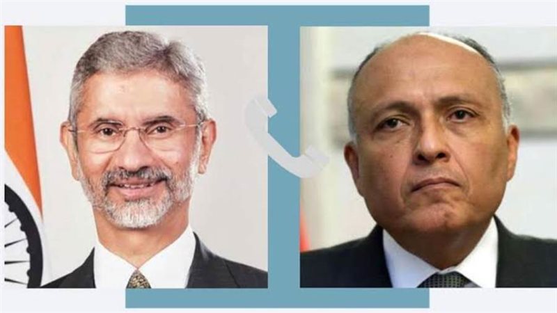 وزير الخارجية يتلقى