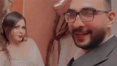 الناقد الفني مروان شاهين يحتفل بخطوبته على سيلي حافظ (صور)