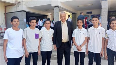 طلاب الإمام الشافعي يقدمون حلولًا تكنولوجية لمؤتمر المناخ  بكلية الذكاء الاصطناعي 