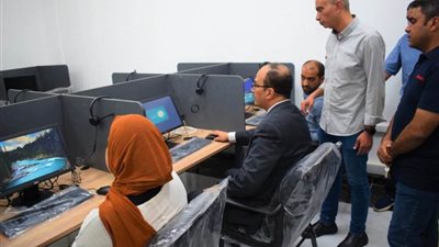 الدمرداش: نسير نحو التحول إلى الجامعة الذكية  