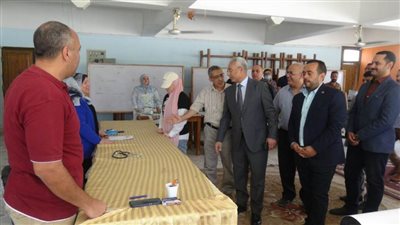 القائم بأعمال رئيس جامعة المنيا يتابع إجراءات الكشف الطبي للمستجدين ويلتقي ذوي الهمم