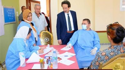 جامعة طنطا توجه قافلة طبية لزفتى للكشف على 1246 حالة